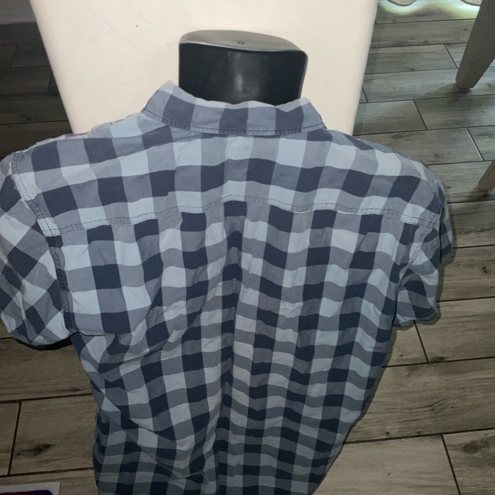 Men’s used Quicksilver button front modern fit plaid shirt size XL blue grey - Picture 2 of 3